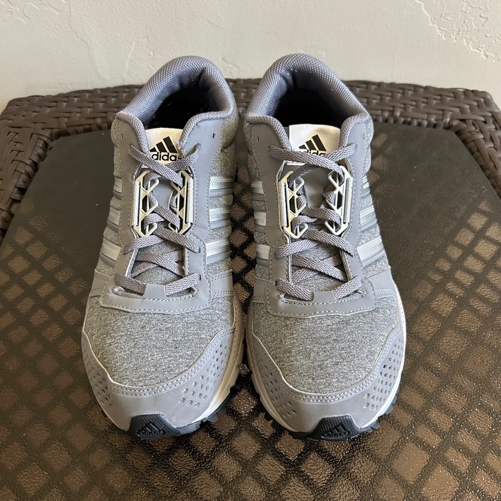 Adidas Marathon TR 10 Aktiv Athletic Trail Sneakers size 9.5